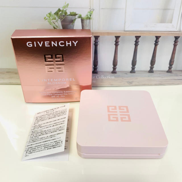 GIVENCHY(ジバンシィ)のジバンシイ ランタンポレル ブロッサム クリーム コンパクト コスメ/美容のベースメイク/化粧品(ファンデーション)の商品写真