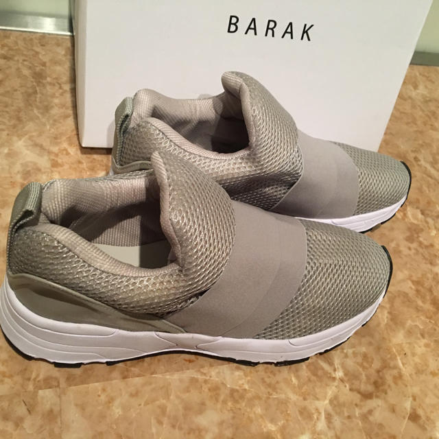 Barak(バラク)のBARAK スニーカー 新品未使用 レディースの靴/シューズ(スニーカー)の商品写真