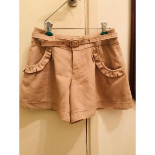 アプワイザーリッシェ(Apuweiser-riche)のショートパンツ  ベージュ ベルトつき アプワイザー リッシェ(ショートパンツ)