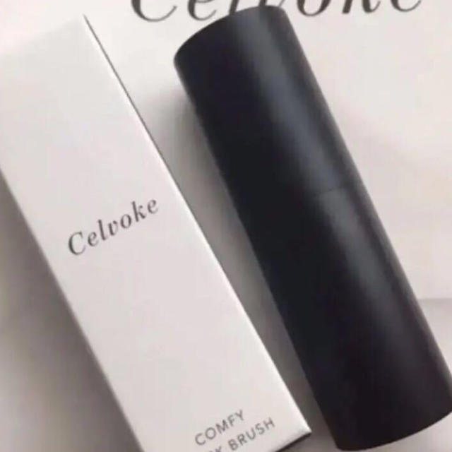 新品★セルヴォーク Celvoke チークカラー カムフィー スティック ★02