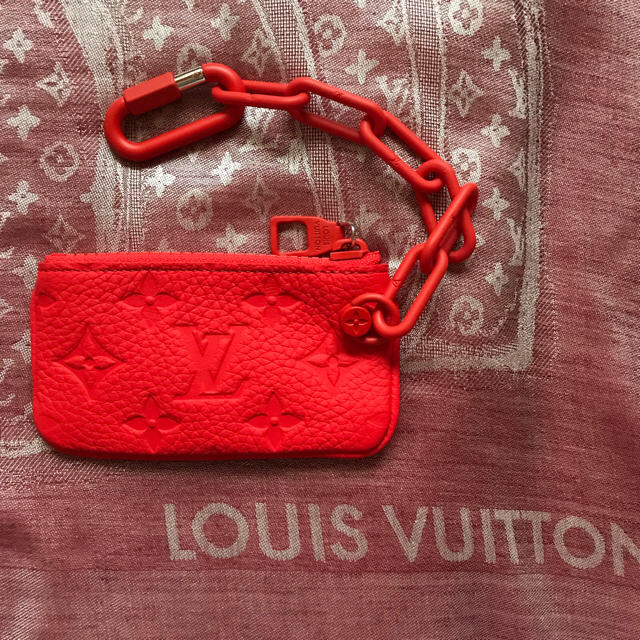 クーポンで半額☆2280円! LOUIS VUITTON VIRGIL ABLOH・ポシェット