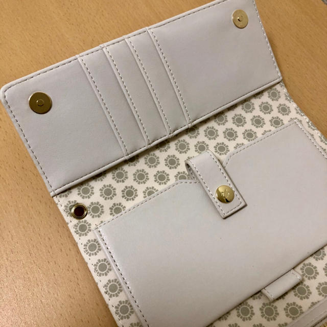 SWAROVSKI(スワロフスキー)のまりっく様専用！  スワロフスキー ノベルティ 長財布 トラベルウォーレット レディースのファッション小物(その他)の商品写真