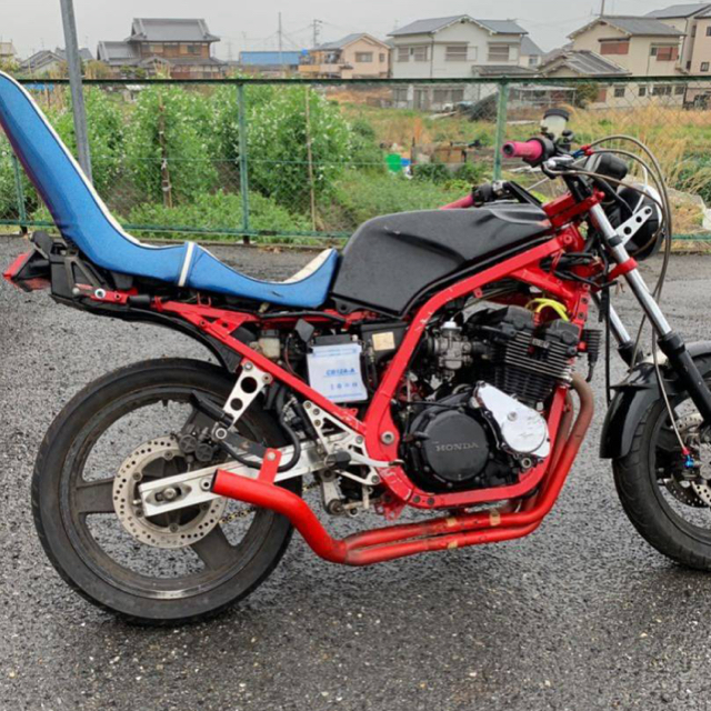 CBR400F 3段シート　白