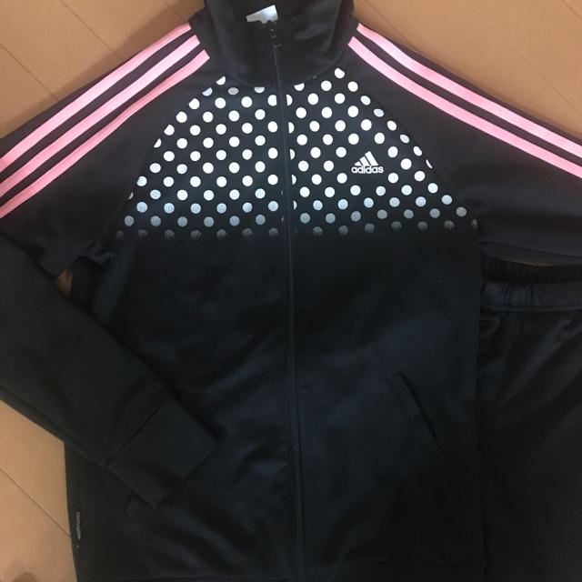 adidas(アディダス)のadidas ジャージ上下セット  サイズ160 キッズ/ベビー/マタニティのキッズ服女の子用(90cm~)(その他)の商品写真