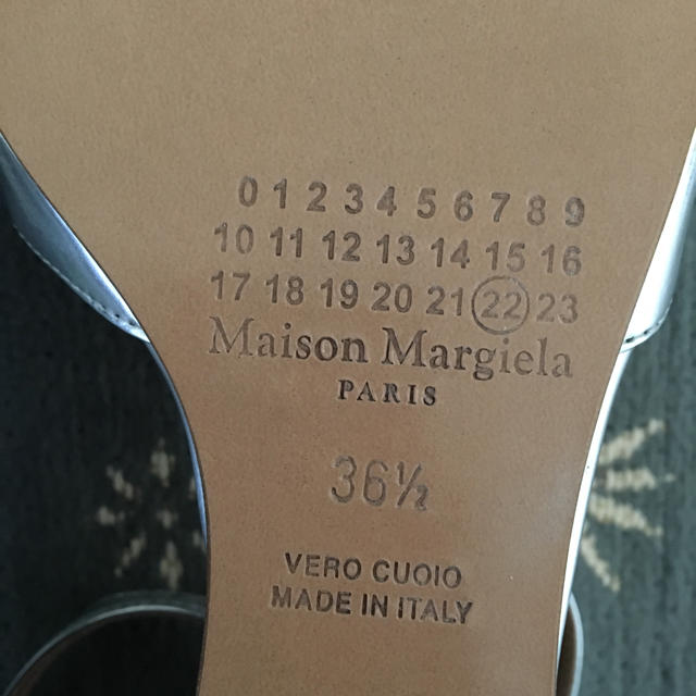 Maison Martin Margiela(マルタンマルジェラ)のMario Martin Margiela☆新品未使用 タビフラットシューズ レディースの靴/シューズ(バレエシューズ)の商品写真