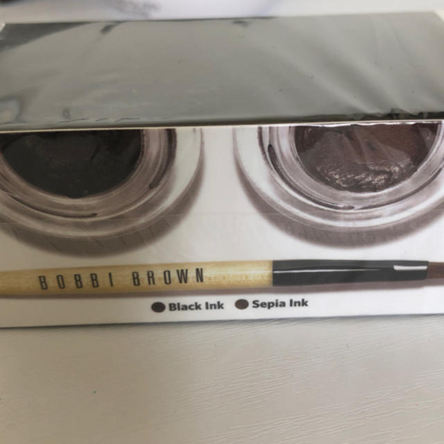 BOBBI BROWN(ボビイブラウン)のsatoko様専用 ボビーブラウンアイライナー コスメ/美容のベースメイク/化粧品(アイライナー)の商品写真