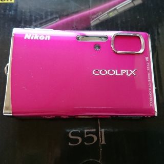 ニコン(Nikon)のNIKON COOLPIX  Ｓ５１ ピンク(コンパクトデジタルカメラ)