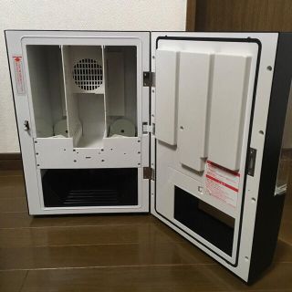 自販機型保冷庫 Apice AVM-400の通販 by かずきんぐ1454's shop|ラクマ