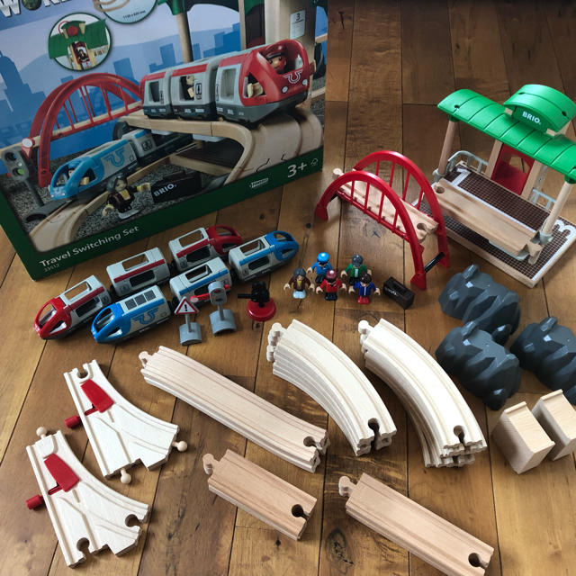 BRIO(ブリオ)のBRIO WORLD  Travel Switching Set キッズ/ベビー/マタニティのおもちゃ(電車のおもちゃ/車)の商品写真