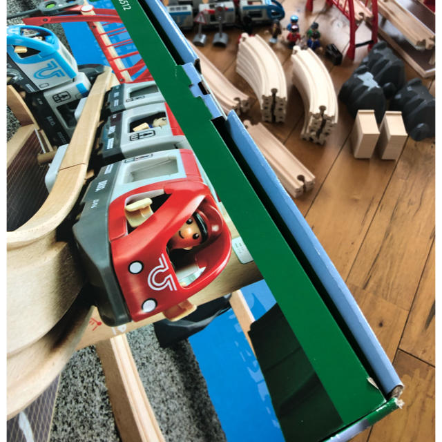 BRIO(ブリオ)のBRIO WORLD  Travel Switching Set キッズ/ベビー/マタニティのおもちゃ(電車のおもちゃ/車)の商品写真