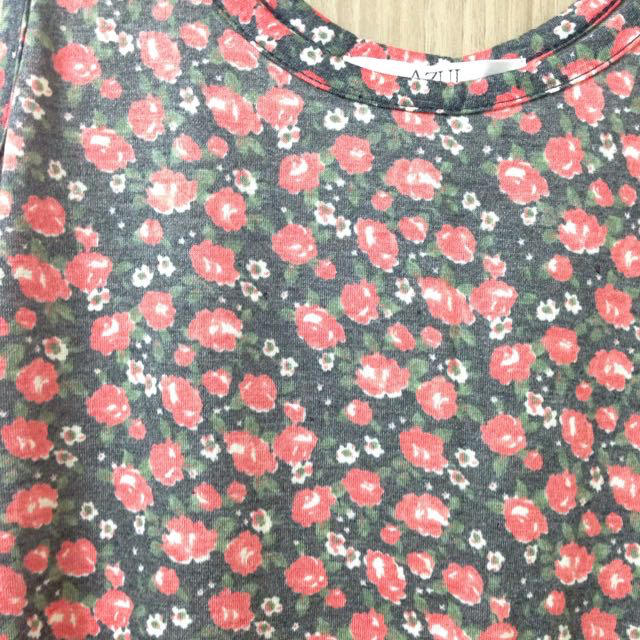 AZUL by moussy(アズールバイマウジー)の[値下げ‼︎] フラワー タンクトップ レディースのトップス(Tシャツ(半袖/袖なし))の商品写真
