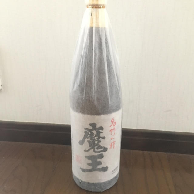 魔王 焼酎 1800ml  ☆新品 食品/飲料/酒の酒(焼酎)の商品写真