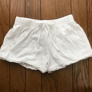 カーターズ(carter's)のcarter's✴︎白レースショートパンツ✴︎90(パンツ/スパッツ)