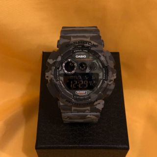 ジーショック(G-SHOCK)のGショック カモフラ シルバー(腕時計(デジタル))