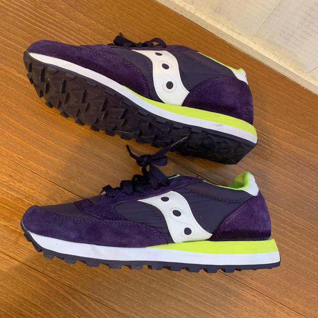 SAUCONY(サッカニー)のSaucony スニーカー 紫×イエロー レディースの靴/シューズ(スニーカー)の商品写真