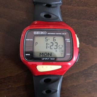 セイコー(SEIKO)の(セイコー) SEIKO S750-0AA0 スーパーランナーズ 赤 腕時計(腕時計(デジタル))