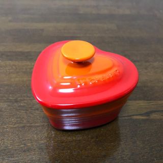 ルクルーゼ(LE CREUSET)のル・クルーゼ ラムカン ダムール S ふた付き 耐熱容器 チェリーレッド(容器)