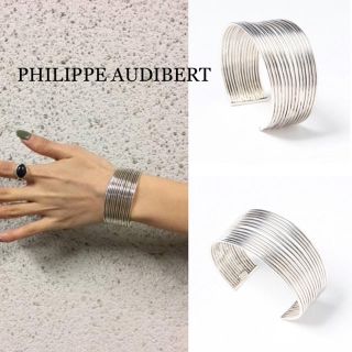 フィリップオーディベール(Philippe Audibert)の極美品⭐️19年購入／定価17280円／フィリップオーディベール／バングル(ブレスレット/バングル)