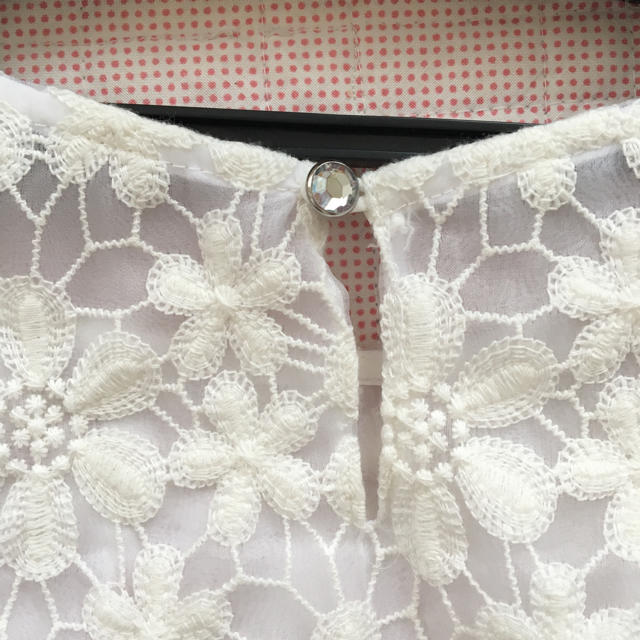 Rirandture(リランドチュール)のRirandture 花柄 刺繍 ブラウス レディースのトップス(シャツ/ブラウス(長袖/七分))の商品写真