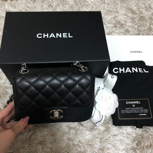 入手困難‼️CHANELミニマトラッセ❤️