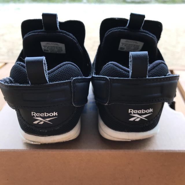 Reebok(リーボック)の値下げ！リーボック ポンプ ブラック 13cm キッズ/ベビー/マタニティのベビー靴/シューズ(~14cm)(スニーカー)の商品写真