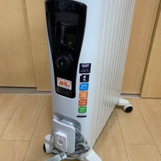 デロンギ(DeLonghi)のデロンギ　オイルヒーター(オイルヒーター)