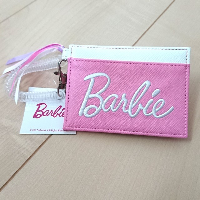 Barbie(バービー)のバービー Barbie  パスケース エンタメ/ホビーのおもちゃ/ぬいぐるみ(キャラクターグッズ)の商品写真