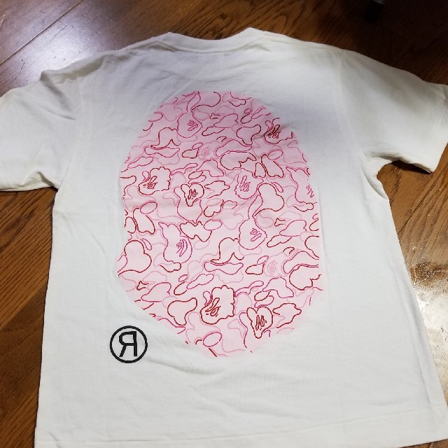 A BATHING APE(アベイシングエイプ)のBATHING APE　Tシャツ レディースのトップス(Tシャツ(半袖/袖なし))の商品写真