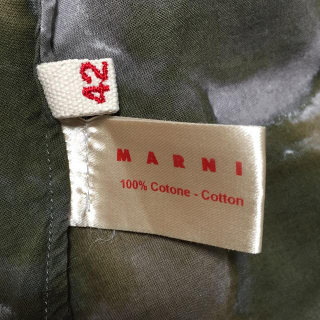 Marni(マルニ)のマルニ カーキ柄シャツ レディースのトップス(シャツ/ブラウス(半袖/袖なし))の商品写真