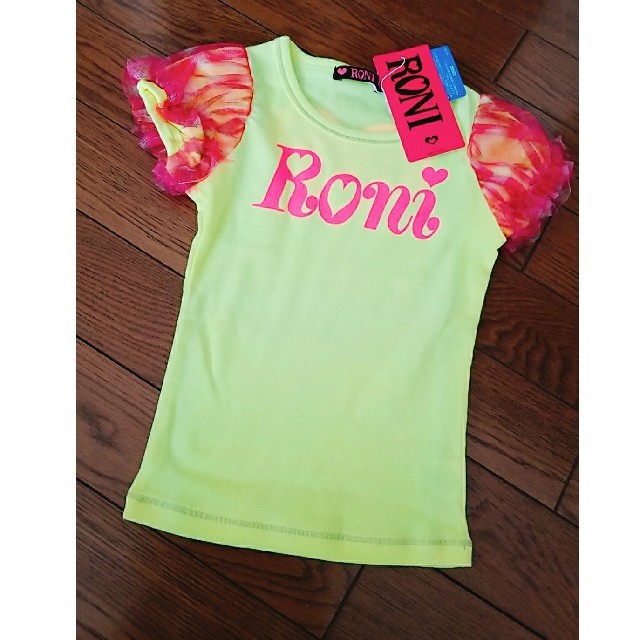 RONI(ロニィ)のRoni 半袖　パフスリーブ　新品 キッズ/ベビー/マタニティのキッズ服女の子用(90cm~)(Tシャツ/カットソー)の商品写真