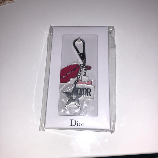 Dior(ディオール)のY☆様専用DIOR ノベルテ未開封 エンタメ/ホビーのコレクション(ノベルティグッズ)の商品写真