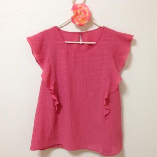 イッカ(ikka)の美品♡ikka フリルブラウス(シャツ/ブラウス(半袖/袖なし))