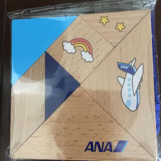 エーエヌエー(ゼンニッポンクウユ)(ANA(全日本空輸))の全日空 木製タングラム(知育玩具)