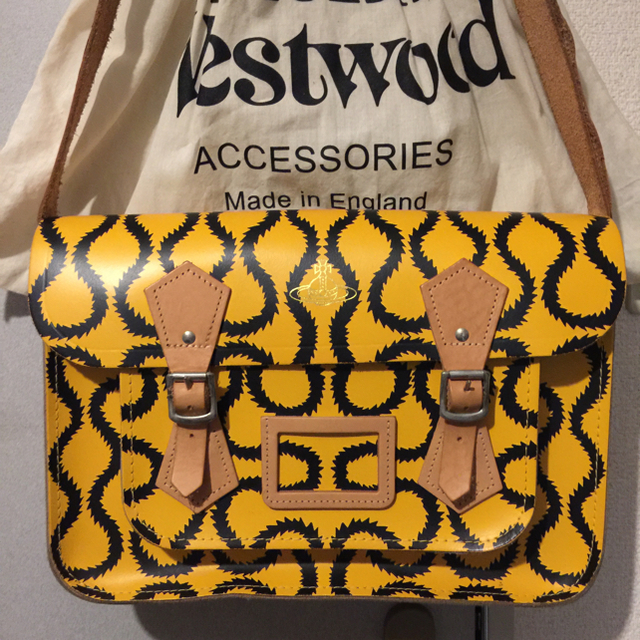 Vivienne Westwood × Cambridge satchel