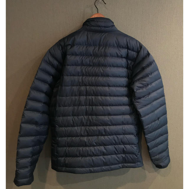 patagonia(パタゴニア)のパタゴニア ライトダウン メンズ Mサイズ メンズのジャケット/アウター(ダウンジャケット)の商品写真