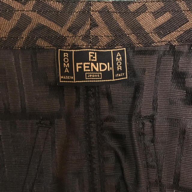 FENDI(フェンディ)のFENDI ズッカ柄 スカート レディースのスカート(ミニスカート)の商品写真