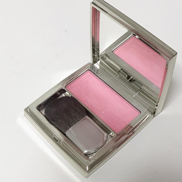 RMK(アールエムケー)のRMKシアーパウダーチークス01◇Pink コスメ/美容のベースメイク/化粧品(チーク)の商品写真