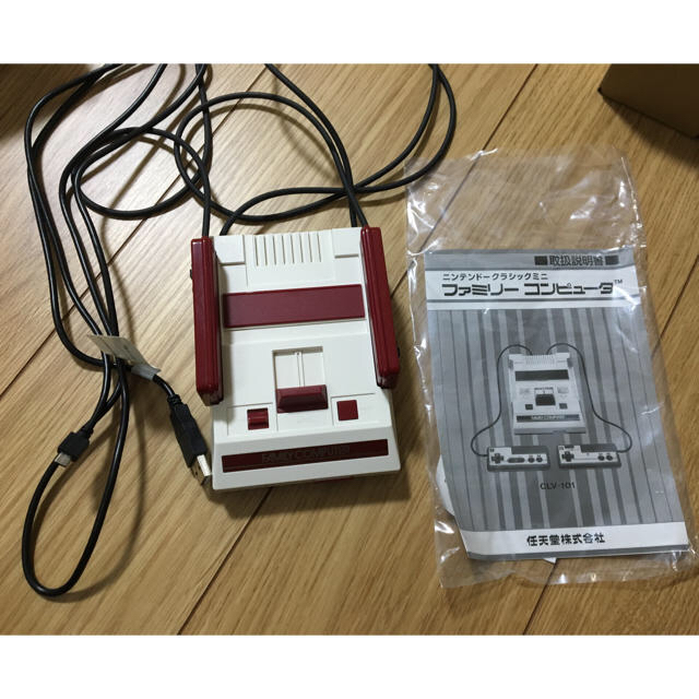 任天堂(ニンテンドウ)のニンテンドークラシックミニ ファミリーコンピューター エンタメ/ホビーのゲームソフト/ゲーム機本体(家庭用ゲーム機本体)の商品写真