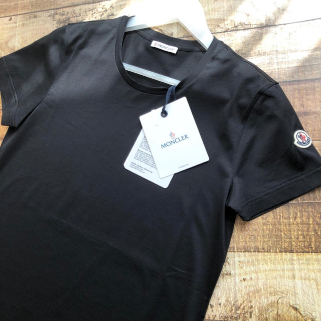MONCLER モンクレール ワンポイントワッペン Tシャツ ブラック サイズS