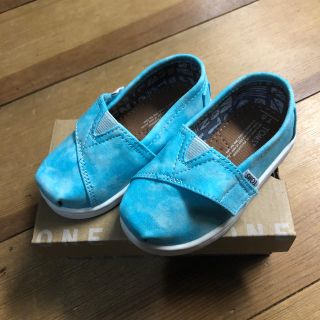 トムズ(TOMS)のくつ(フラットシューズ)