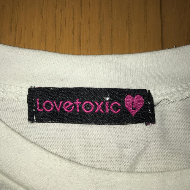 lovetoxic(ラブトキシック)のLOVETOXIC   Ｌ 160 キッズ/ベビー/マタニティのキッズ服女の子用(90cm~)(Tシャツ/カットソー)の商品写真