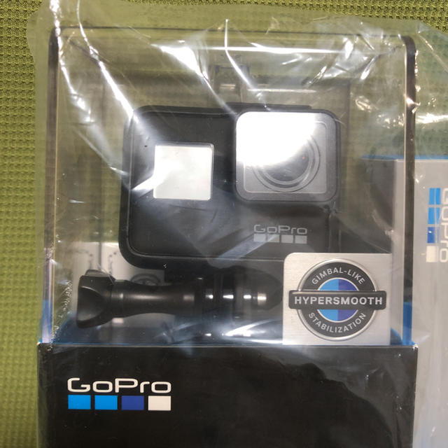 GoPro(ゴープロ)のariei様専用 新品未開封  GoPro HERO7 BLACK  国内正規品 スマホ/家電/カメラのカメラ(コンパクトデジタルカメラ)の商品写真