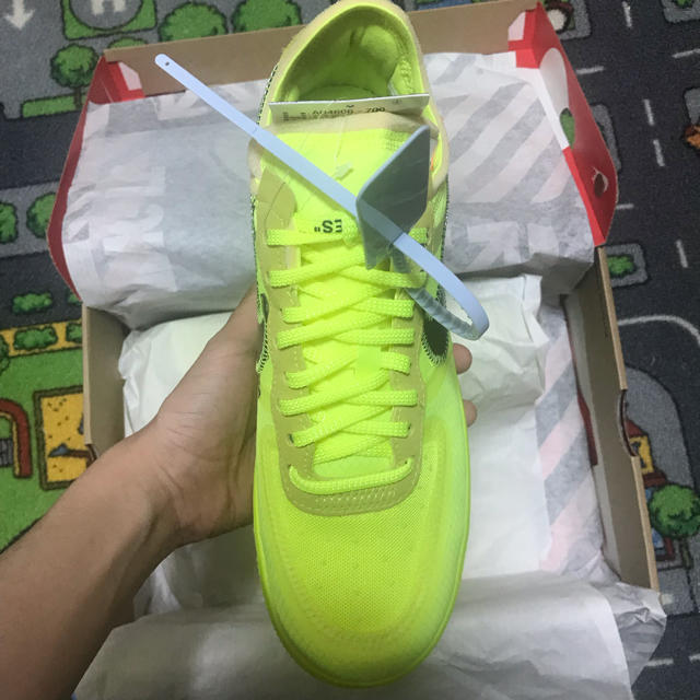 NIKE(ナイキ)のNike Off White Air Force One Part2 Volt メンズの靴/シューズ(スニーカー)の商品写真