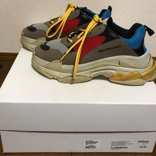 バレンシアガ(Balenciaga)のbalenciaga triple s(スニーカー)