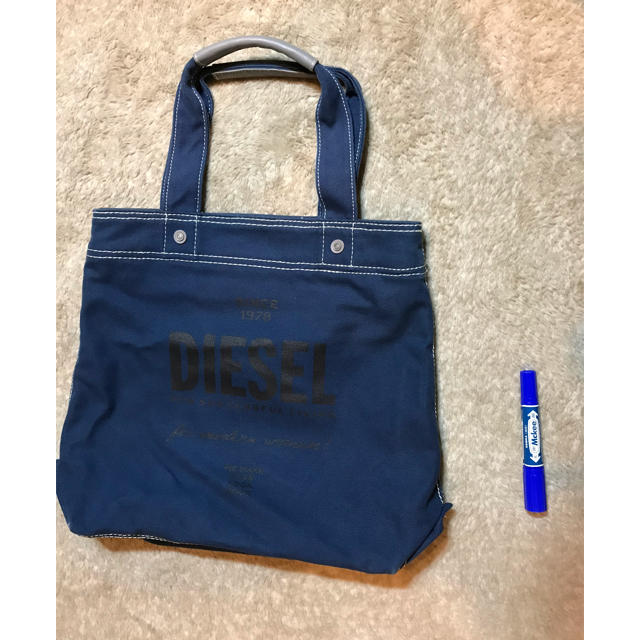 DIESEL(ディーゼル)のDISEL トートバッグ メンズのバッグ(トートバッグ)の商品写真