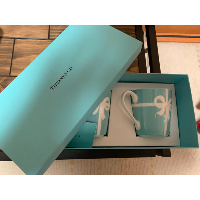 Tiffany & Co.(ティファニー)のTiffany マグカップ 2つセット キッズ/ベビー/マタニティの授乳/お食事用品(マグカップ)の商品写真