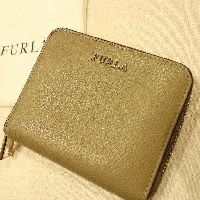 Furla(フルラ)の【フルラ】モカベージュ 二つ折り財布 レディースのファッション小物(財布)の商品写真