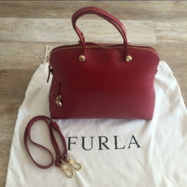 FURLA ハイパー