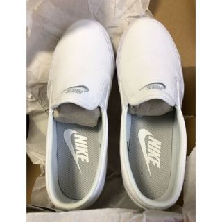 ナイキ(NIKE)のNIKE　スリッポン　ホワイト(スニーカー)