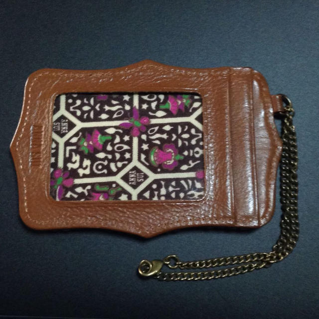 ANNA SUI(アナスイ)のANNA SUIパスケース《中古》 レディースのファッション小物(名刺入れ/定期入れ)の商品写真